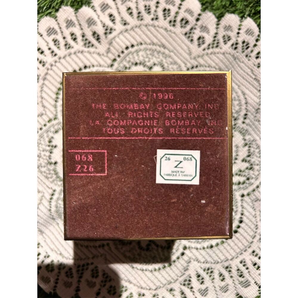 Vintage Wood & Brass Bombay Company Box with Emblem Classic Style - Picture 7 of 7